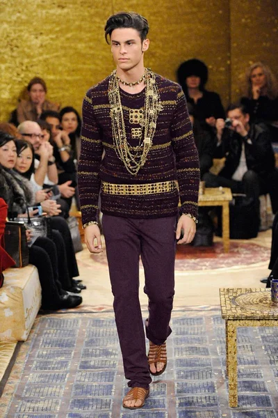 Look 26